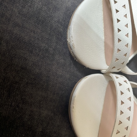 Spring heels - Picture 2 of 4